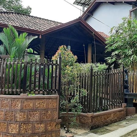 Loveena By H.S. Restaurant & Guest Tangalle Exteriör bild