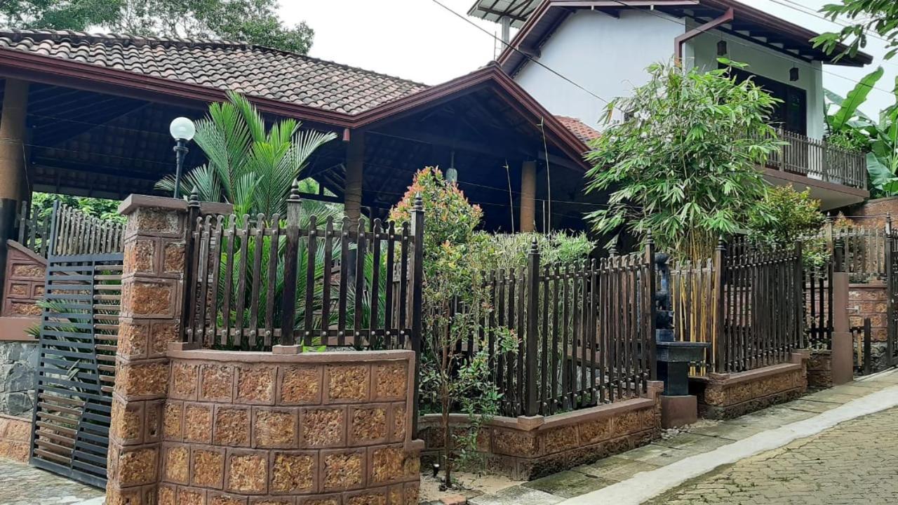 Loveena By H.S. Restaurant & Guest Tangalle Exteriör bild